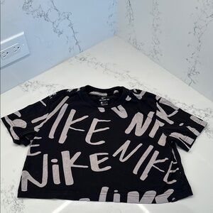 Nike Black and White Graphic T-Shirt